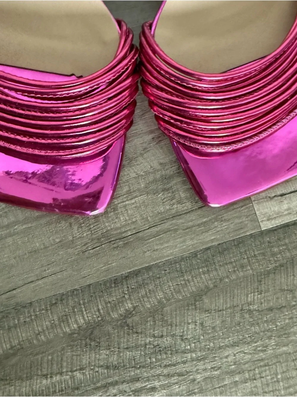 SHEIN Metallic Hot Pink Ruched Square-Toe Slide Mules - Picture 3 of 11